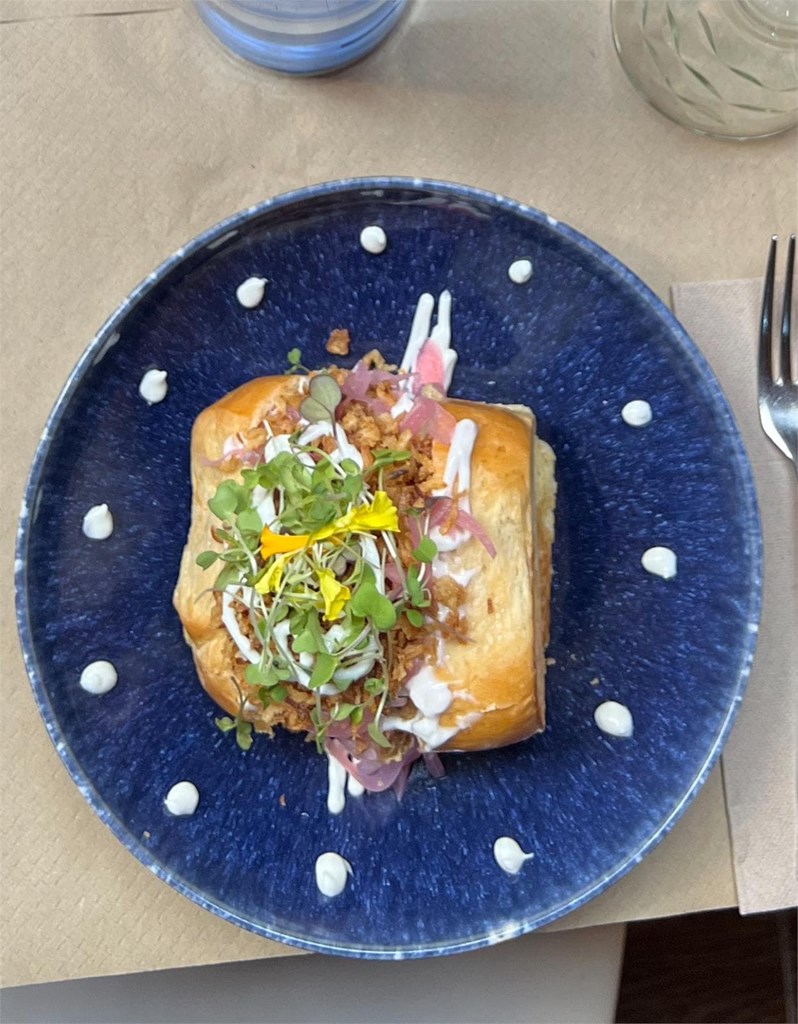  Low temperature BBQ rib brioche bread, pickles, yuzu mayonnaise and fried onion - Image 1